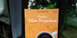 Review buku membaca Islam Nusantara