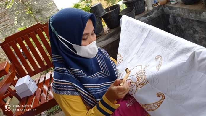 Saung Batik berbasis Etnomatematika