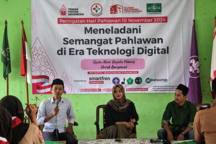 Gandeng Smartfren Community, Lakpesdam NU Ajibarang Gelar Pelatihan Jurnalistik