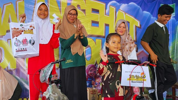 MI Ma’arif NU 01 Pandansari Gelar Jalan Sehat dan Open House