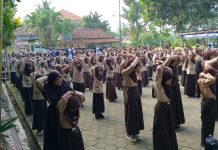 “Kebersihan Sebagian dari Iman”, MI Ma’arif NU 1 Dawuhan Wetan Gelar Jumat Sehat