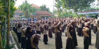 “Kebersihan Sebagian dari Iman”, MI Ma’arif NU 1 Dawuhan Wetan Gelar Jumat Sehat