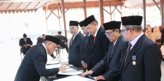 Bupati Banyumas Rotasi 8 Pejabat Tinggi Pratama, Tekankan Pentingnya Komunikasi Publik