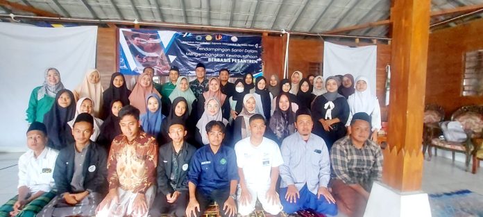 TIM PKM UNSOED DAN ISNU BANYUMAS DORONG LAHIRNYA GENERASI SANTRIPRENEUR