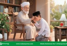 Khutbah Jumat: Memuliakan Kiai untuk Meraih Ridha Ilahi