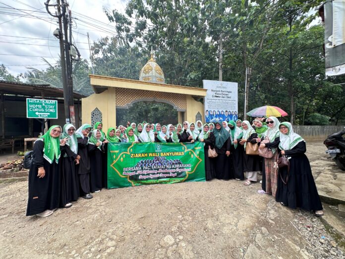 Perkuat Tradisi Aswaja, Fatayat NU Ajibarang Gelar Ziarah Ulama Banyumas