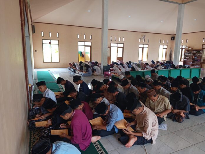 Pesantren El Madani Rawalo Gelar Ngaji Pasanan 1447 H, Kaji 21 Kitab Selama Ramadhan