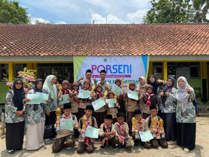 Lima Juara 1 Diraih, MI Al Falah Siap Wakili Jatilawang ke Tingkat Kabupaten