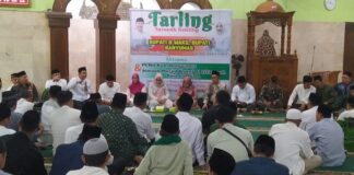 Putaran Terakhir Tarling, Bupati Banyumas Serahkan Bantuan Rp 18 Juta ke Masjid Al Istiqomah Kebondalem