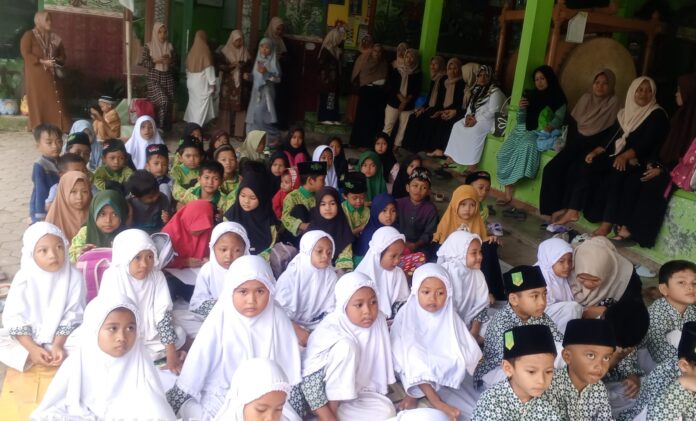 WhatsApp Image 2026-03-16 at 13.30.42 RA Diponegoro 203 dan Madin-TPQ Al-Huda Gelar Pesantren Kilat Bersama