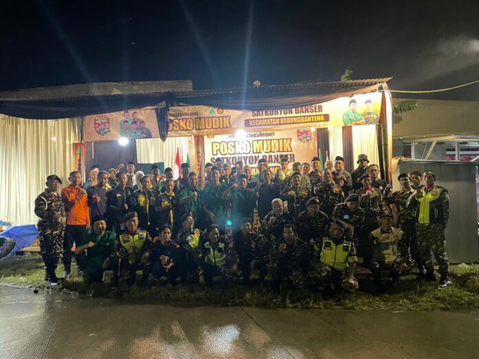 WhatsApp Image 2026-03-16 at 21.48.00 Lengkap, Posko Mudik Banser Kedungbanteng Sediakan Tempat Istirahat hingga Bantuan Darurat