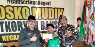 NU Banyumas Kunjungi Posko Mudik Banser, Salurkan Sembako dan Logistik untuk Petugas