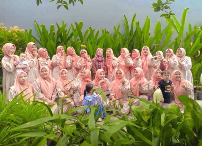 Dua Hari Keliling, PAC Fatayat NU Ajibarang Sowan ke Belasan Tokoh NU