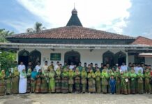 Ilmu, Amal, dan Rezeki Halal Jadi Kunci Keberkahan Hidup Ilmu, Amal, dan Rezeki Halal Jadi Kunci Keberkahan Hidup