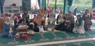 Perkuat Ketahanan Ekonomi Keluarga, Fatayat NU Purwokerto Wetan Luncurkan ‘Warfattan Berkah Barokah’