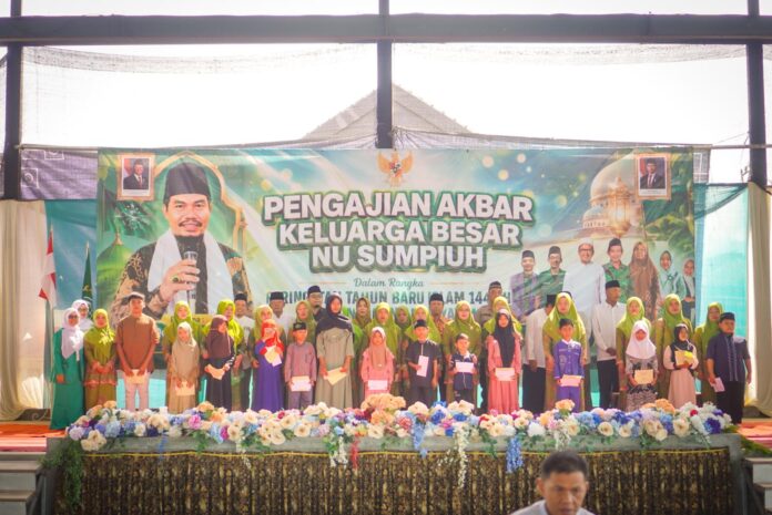 374 Anak Yatim di Sumpiuh Terima Santunan dari MWC NU Sumpiuh, Kiai Qomar: Warga NU Harus Jadi 'Robihun', Apa Itu?