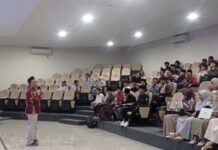 Santri Harus Bisa Manfaatkan “Khodam Digital” Untuk Dakwah, Apa itu? Santri Harus Bisa Manfaatkan "Khodam Digital" Untuk Dakwah, Apa itu?