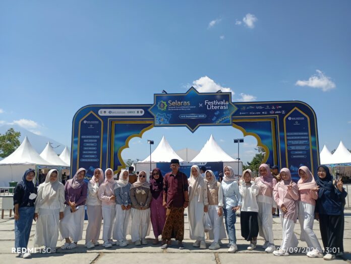 50 Siswa Ikuti Talkshow Bedah Buku “Selesai dengan Diri Sendiri”, Belajar Berdamai dengan Diri