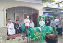 H Dawud Buang Wafat. Gus Anam: Sepuluh Tahun Mengabdi, Hatinya Lembut dan Mudah Tersentuh
